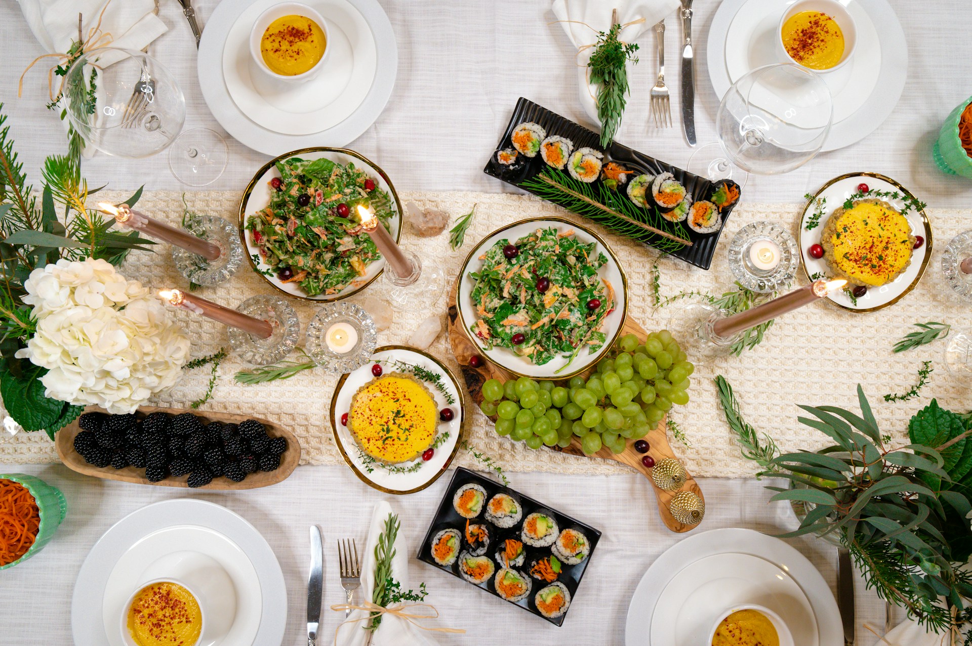 Holiday Party Catering: 7 Brilliant Tips to Feed a Crowd